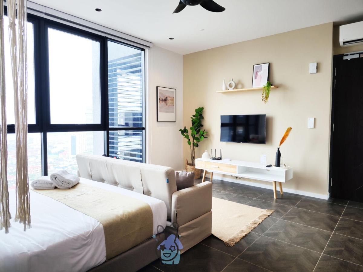 Scarletz Klcc By Starwood Lux Aparthotel Куала Лумпур Екстериор снимка