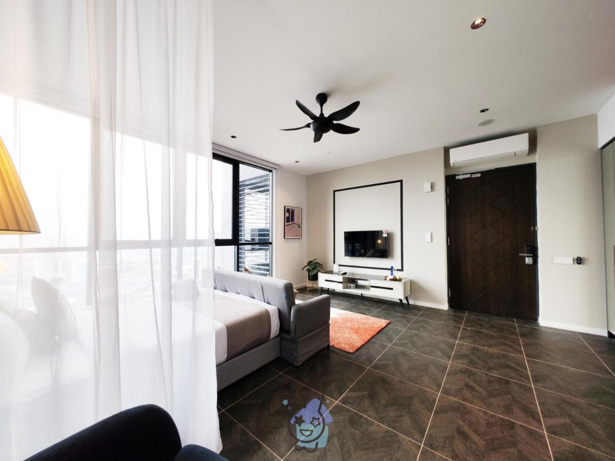 Scarletz Klcc By Starwood Lux Aparthotel Куала Лумпур Екстериор снимка